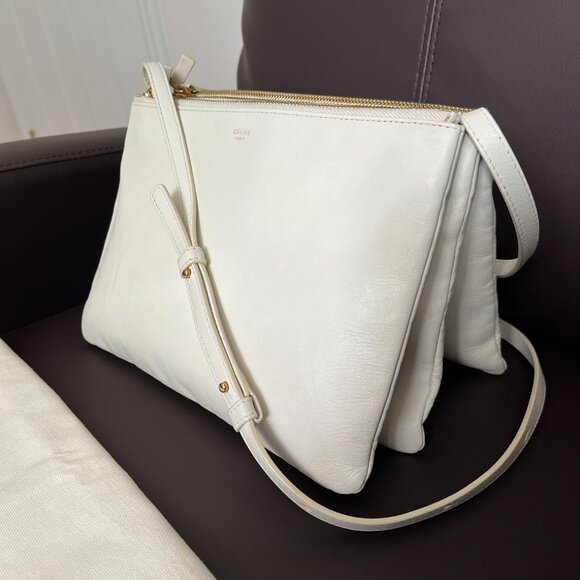 Céline Large Trio Crossbody Bag in White Lambskin - Picture 9 of 16